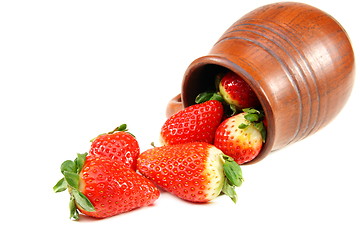 Image showing Ripe strawberry and mug.