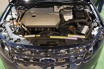 Image showing Ford Hybrid Engine