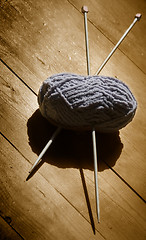 Image showing skein of wool and knitting needles 