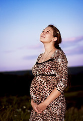 Image showing pregnant girl