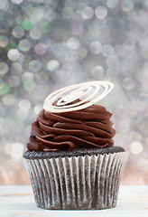 Image showing Creamy chocolate cupcake
