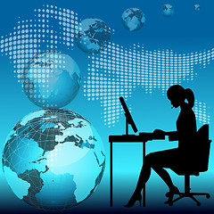 Image showing business woman working on computer