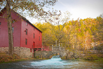 Image showing alley spring mill house