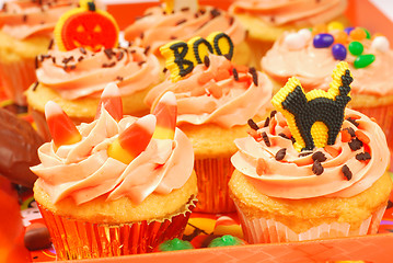 Image showing Halloween cupcakes on a serving tray