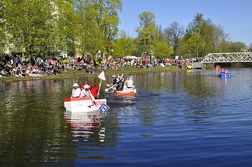 Image showing A funny boat race