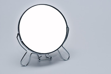 Image showing Make up mirror