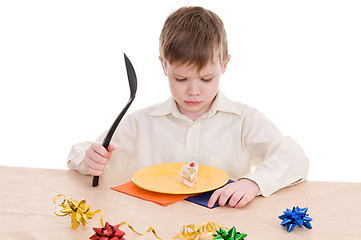 Image showing child with cake