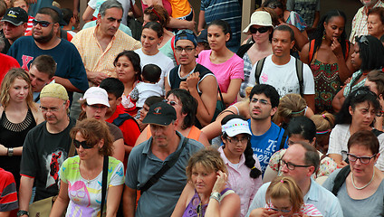 Image showing Crowd of tourists