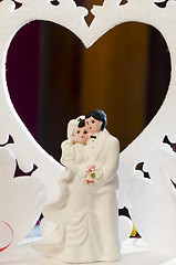 Image showing Wedding Cake Figurines