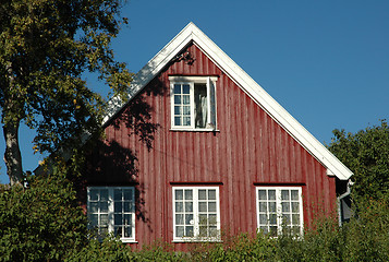 Image showing red house