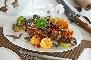 Image showing grilled duck with fruits
