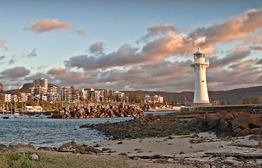 Image showing lighthouse sunrise at wollongong