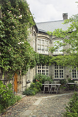Image showing Summer courtyard