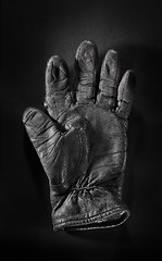 Image showing Old Glove