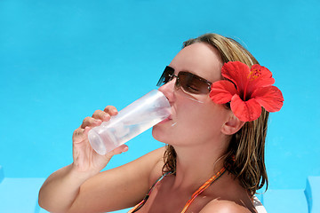 Image showing Pool Woman