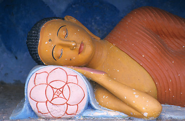 Image showing Buddha statue,  Anuradhapura, Sri Lanka