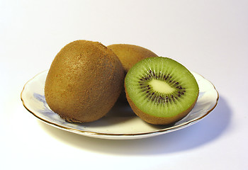 Image showing Kiwi on the plate