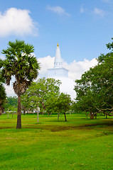 Image showing Ruvanmali Maha Stupa Anuradhapura