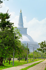 Image showing Ruvanmali Maha Stupa Anuradhapura