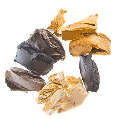 Image showing cream eyeshadows