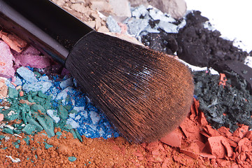 Image showing set of multicolor crushed eyeshadows