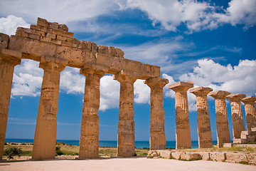 Image showing Greek temple in Selinunte