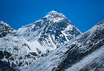 Image showing Everest: highest mountain in the world