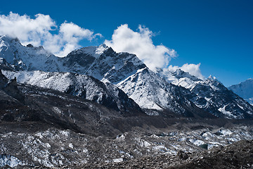 Image showing glacier and peaks not far Gorak shep and Everest base camp