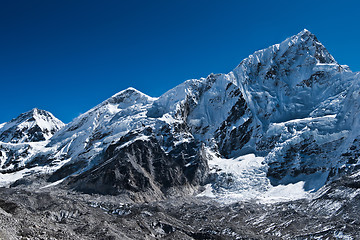 Image showing Peaks and glacier near Everest base camp