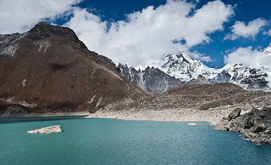 Image showing Sacred Lake and peaks not far from Gokyo in Himalayas