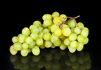 Image showing grapes