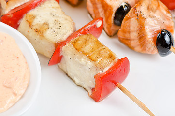 Image showing grilled salmon and shrimps