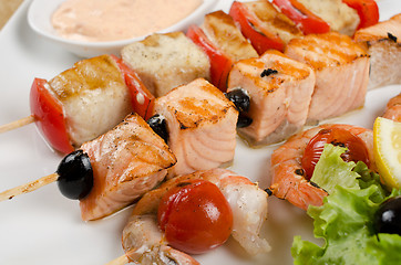 Image showing grilled salmon and shrimps