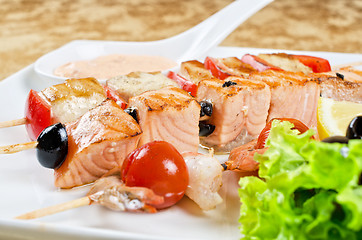 Image showing grilled salmon and shrimps