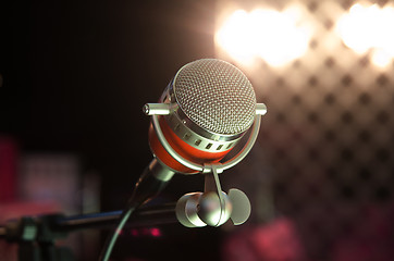 Image showing microphone