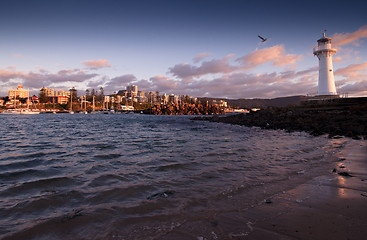 Image showing lighthouse sunrise at wollongong