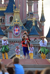 Image showing Goofy and dancers