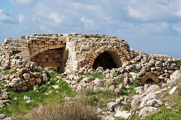 Image showing Ruins of crusader castle Bayt Itab near Jerusalem, Israel