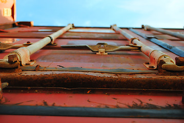 Image showing Shipping container