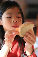 Image showing children eating