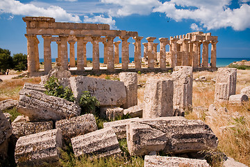 Image showing Greek temple in Selinunte