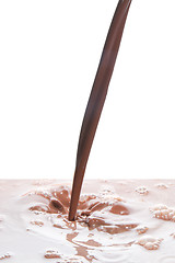 Image showing pouring chocolate