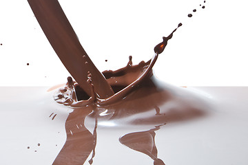 Image showing pouring chocolate