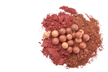 Image showing bronzing pearls with eyeshadows