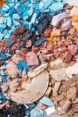 Image showing crushed eyeshadows