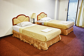 Image showing Two beds in the interior of the hotel