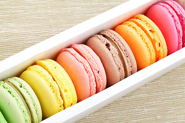 Image showing macaron in paper box