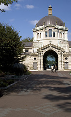 Image showing bronx zoo center classic building