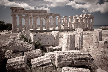 Image showing Greek temple in Selinunte