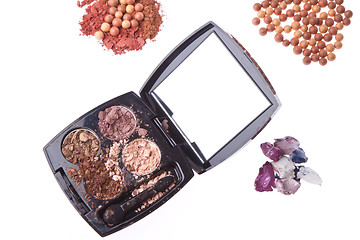 Image showing crushed compact eyeshadows